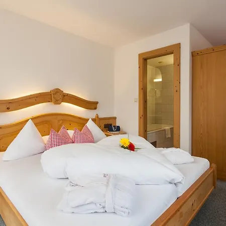 Otel Garni Hanslerhof 