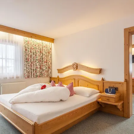 Otel Garni Hanslerhof 